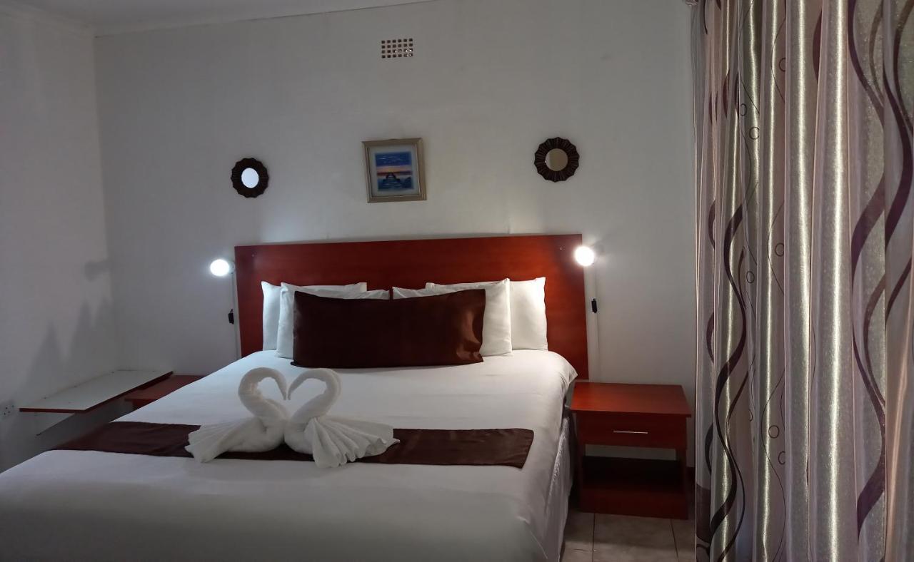 Palapye Rest Shade Bed And Breakfast المظهر الخارجي الصورة